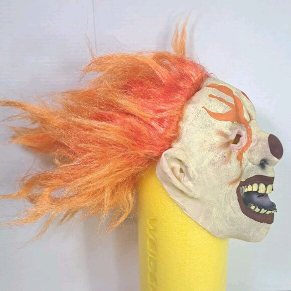 2015 Gemmy Evil Clown Mask Latex Halloween Orange Hair Scary Creepy Demon It - Picture 4 of 4